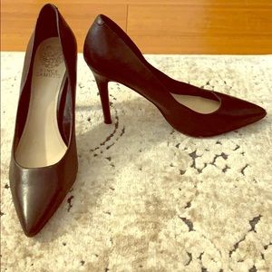 Black leather Vince Camuto Heels